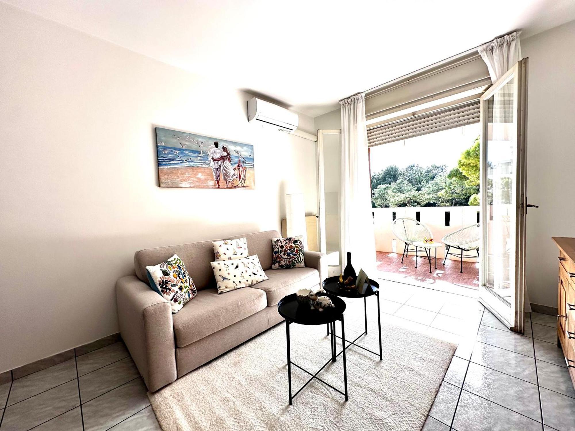 Sunny Apartment By The Beach * Lignano Sabbiadoro