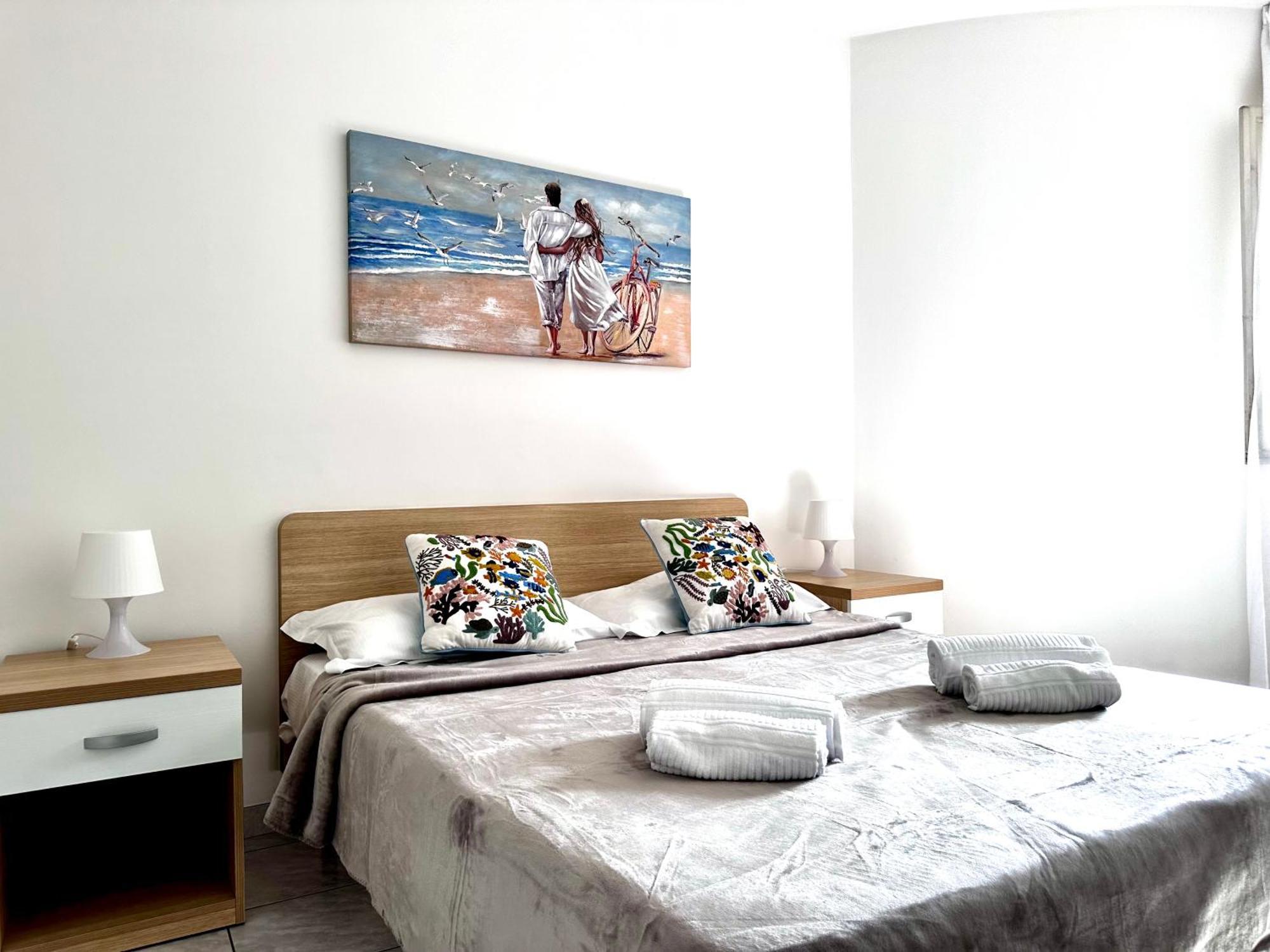 Sunny Apartment By The Beach